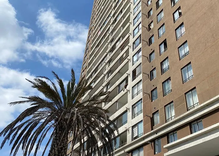 Edificio Cerca De Playa Cavancha Y Brava